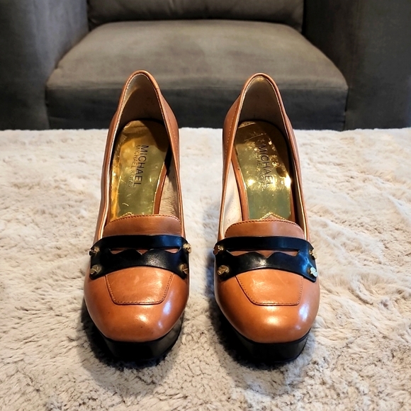 Women's MICHAEL KORS Tan&Black Leather Platforms (Excellent Condition) Size 6 - Picture 1 of 4